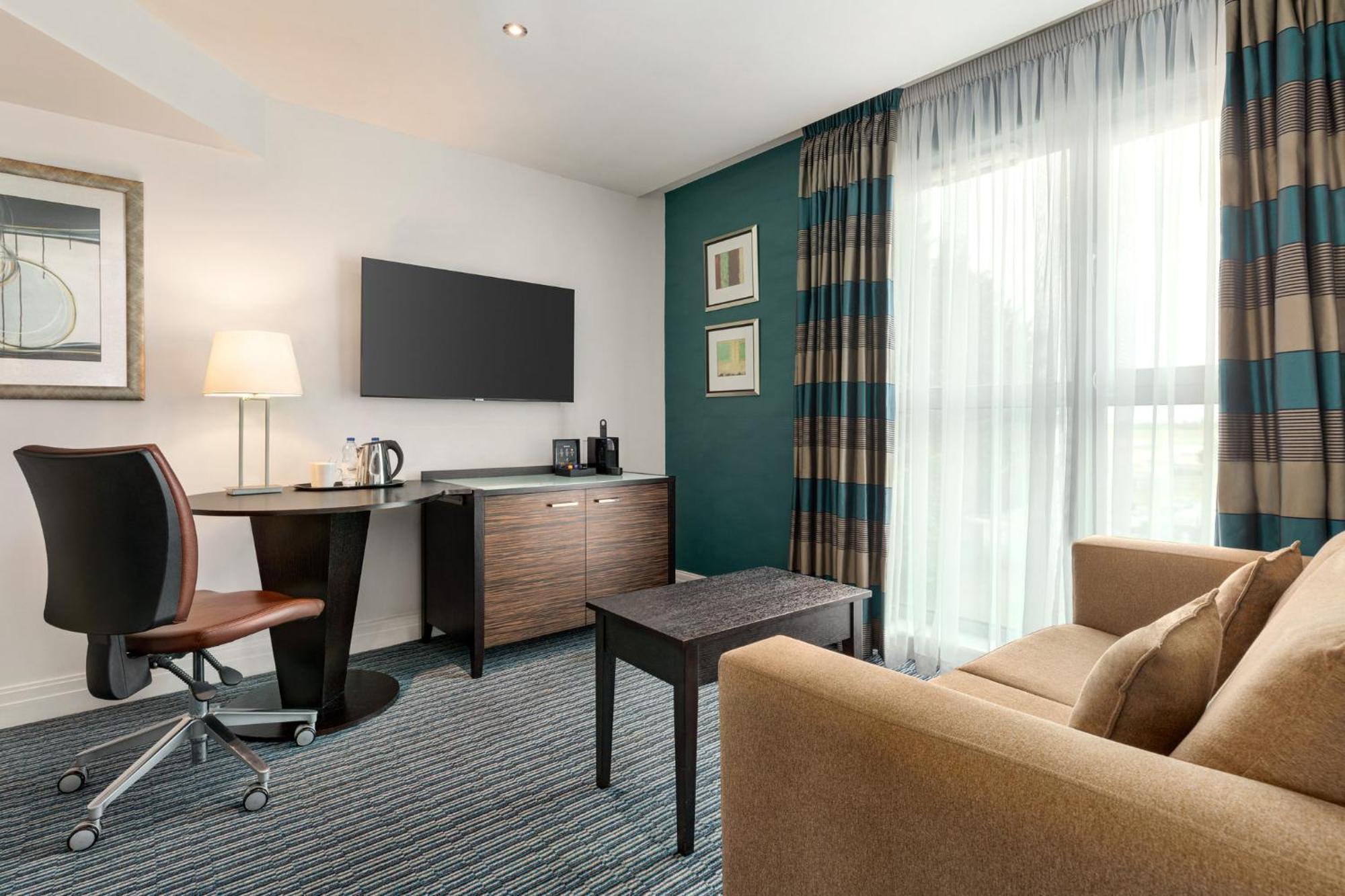 Holiday Inn Birmingham Airport - Nec By Ihg Бекенхил Екстериор снимка